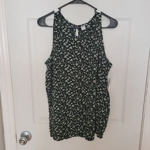 NWT Floral Tank